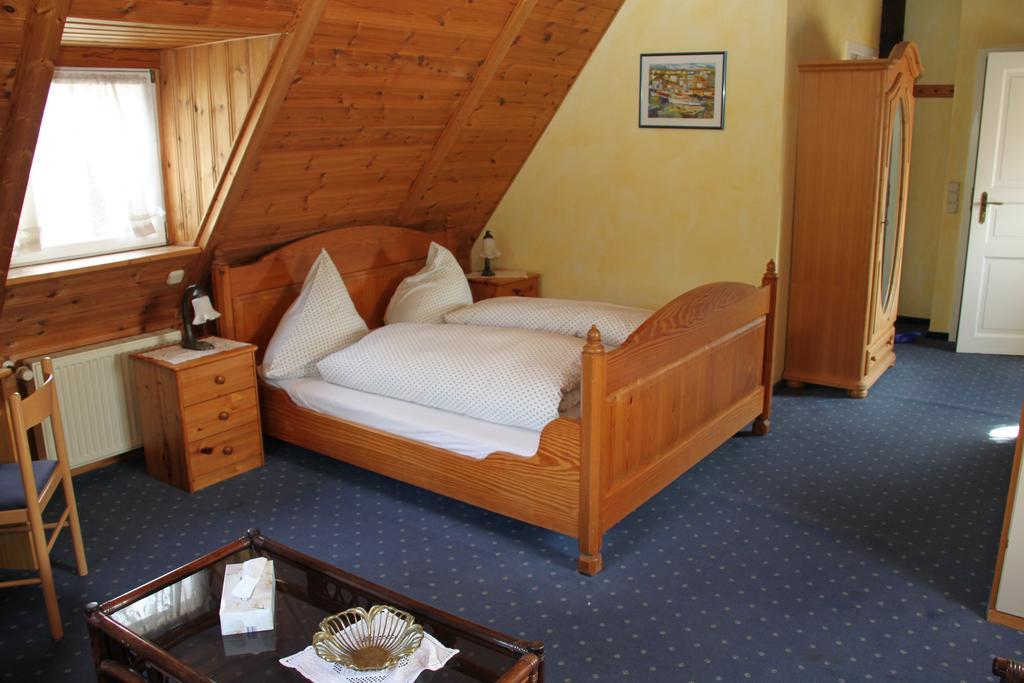 B&B Zum Treppchen Lösnich Quarto foto